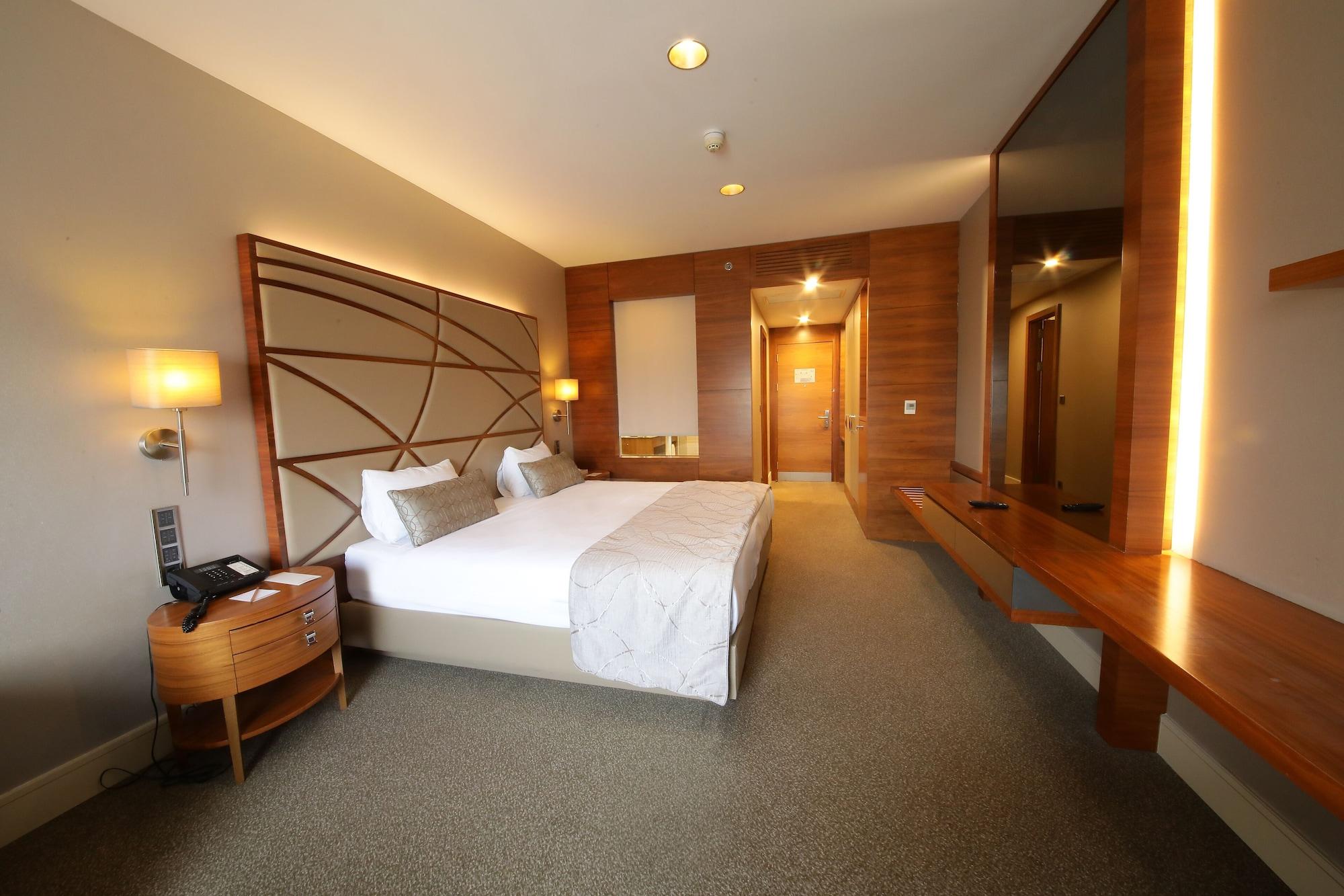 Cevahir Hotel Istanbul Asia Exterior foto A room at the hotel