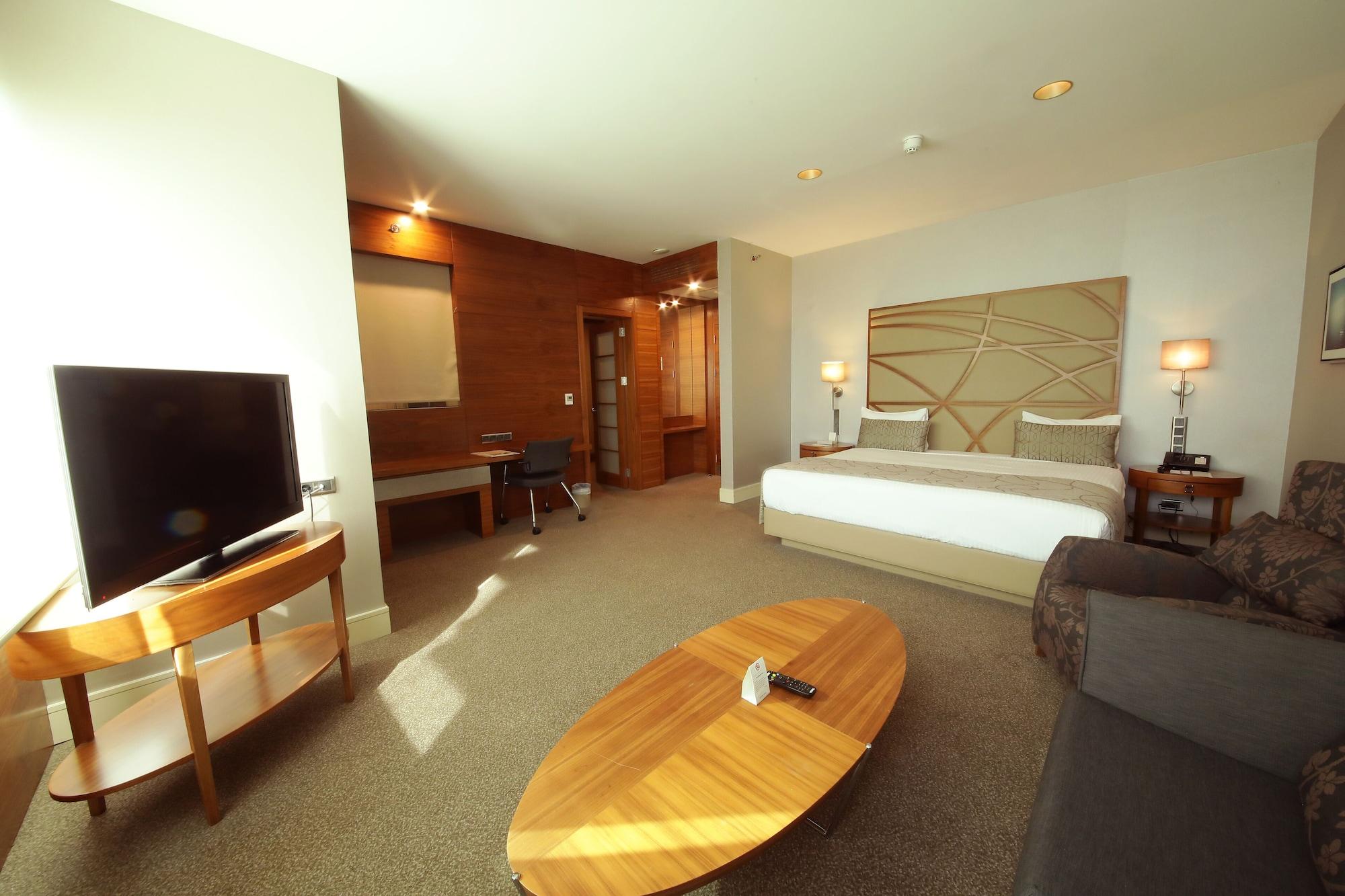 Cevahir Hotel Istanbul Asia Exterior foto A room at the hotel